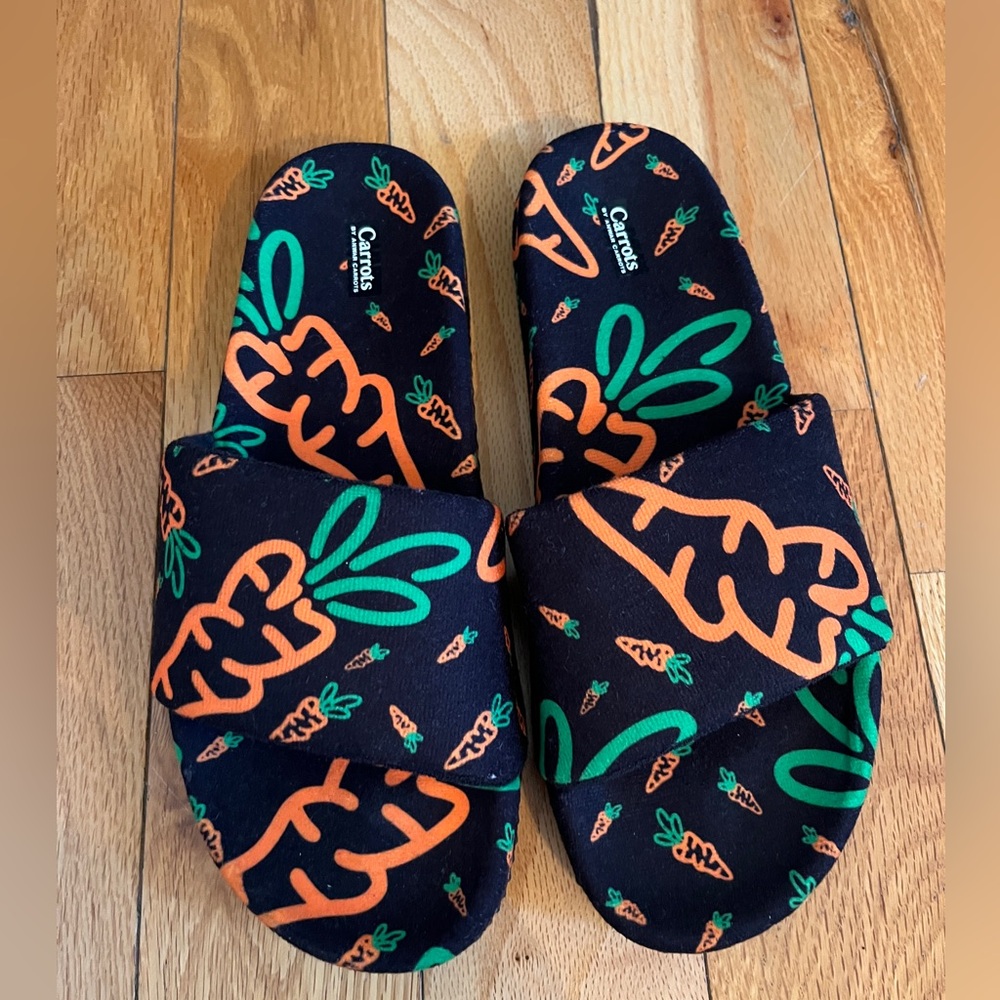 Carrots By Anwar‎ Carrots Slides Size 8 NWOT